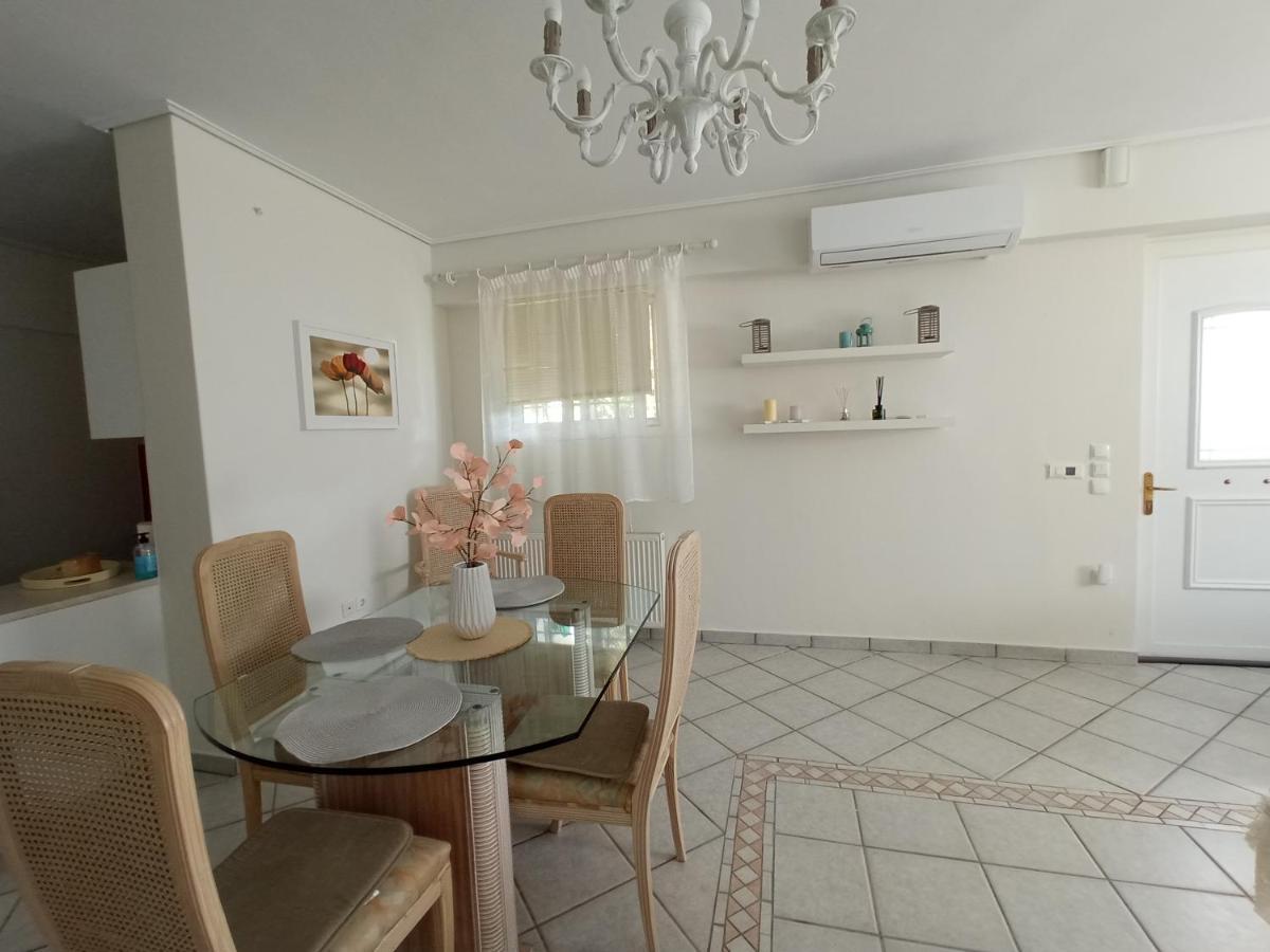 Flat With Garden Near Sea, Port And Airport Apartment Artemida (Attica)